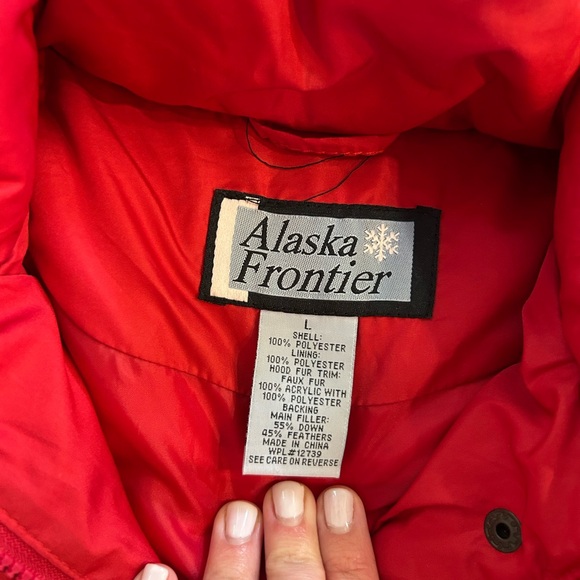Alaska Frontier Red puffer snow jacket - Picture 6 of 8